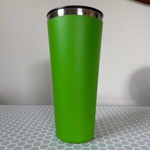 32oz Hydro Flask Green Tumbler- HUGE! (Yet fits in cup holder)